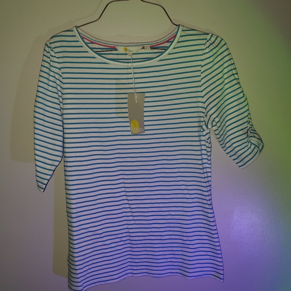 Size US 2, blue and white striped Boden half-sleeved top